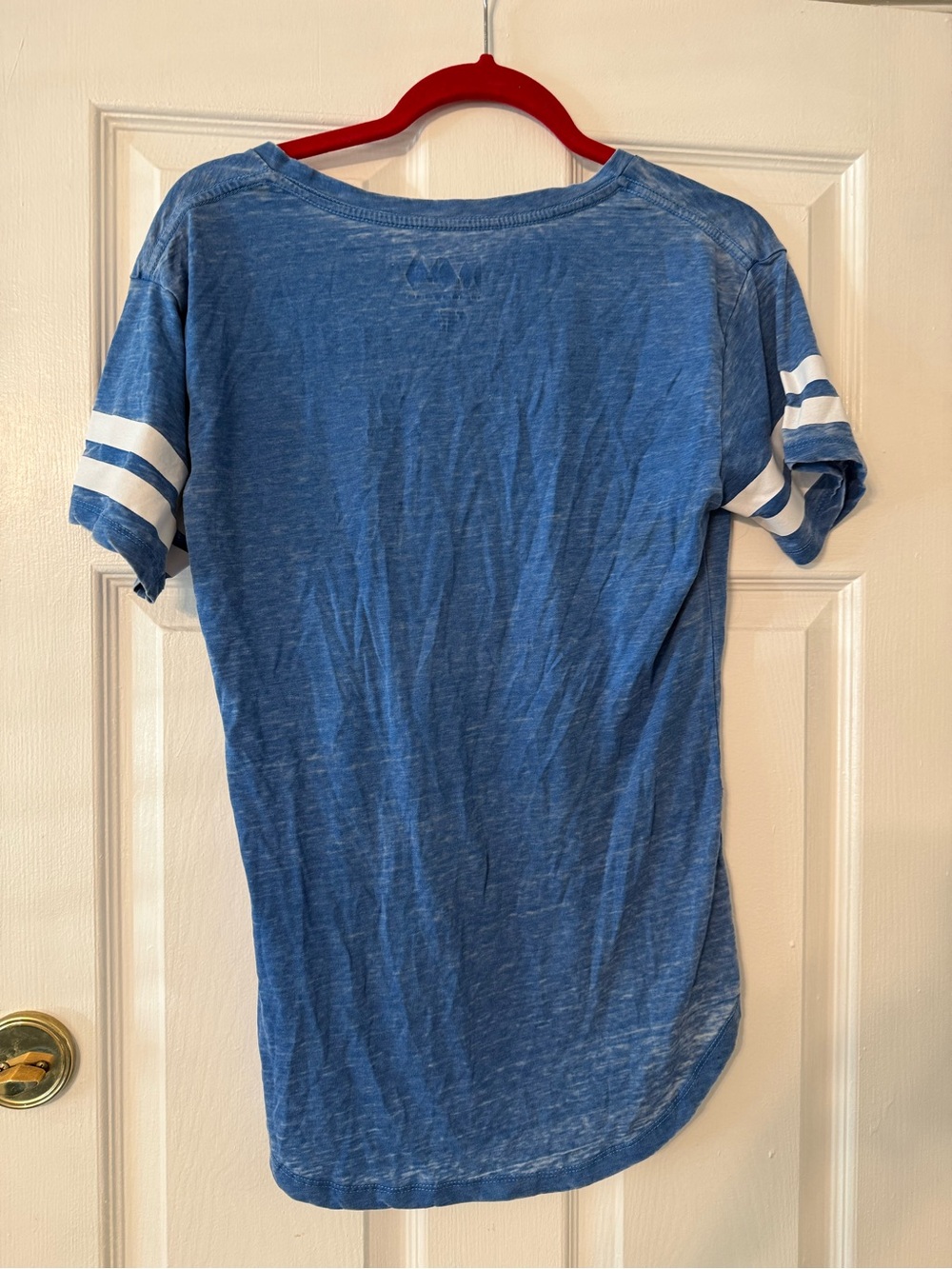 Def Leppard Blue V-Neck Short Sleeve Tee for Women - Picture 4 of 6